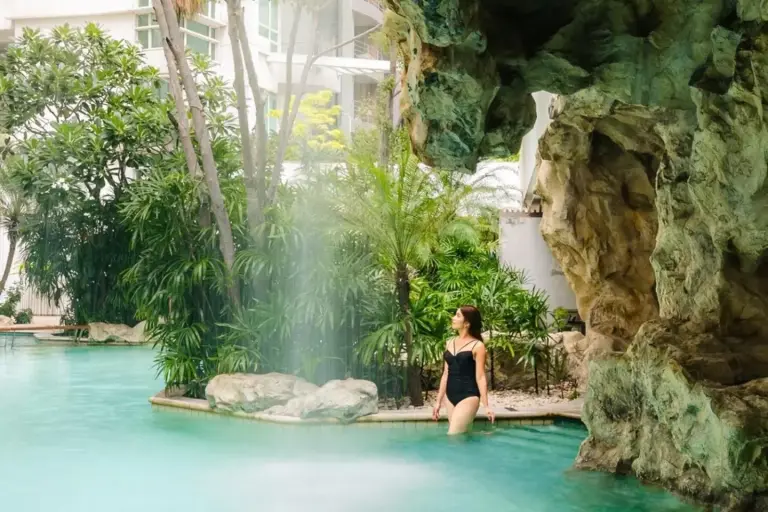Dusit Suites Hotel Ratchadamri, Bangkok