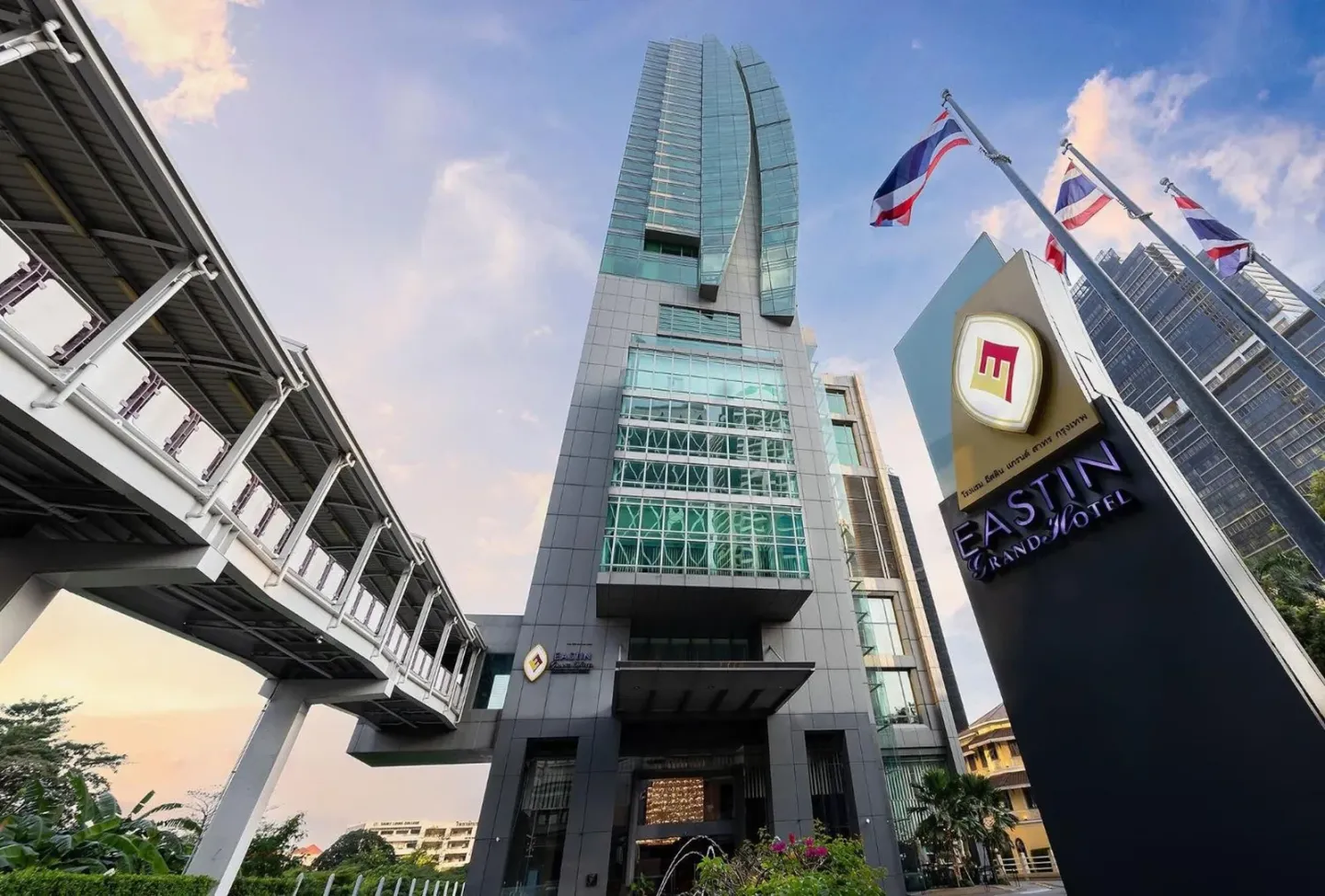 Vue extérieure de l'Eastin Grand Hotel Sathorn à Bangkok