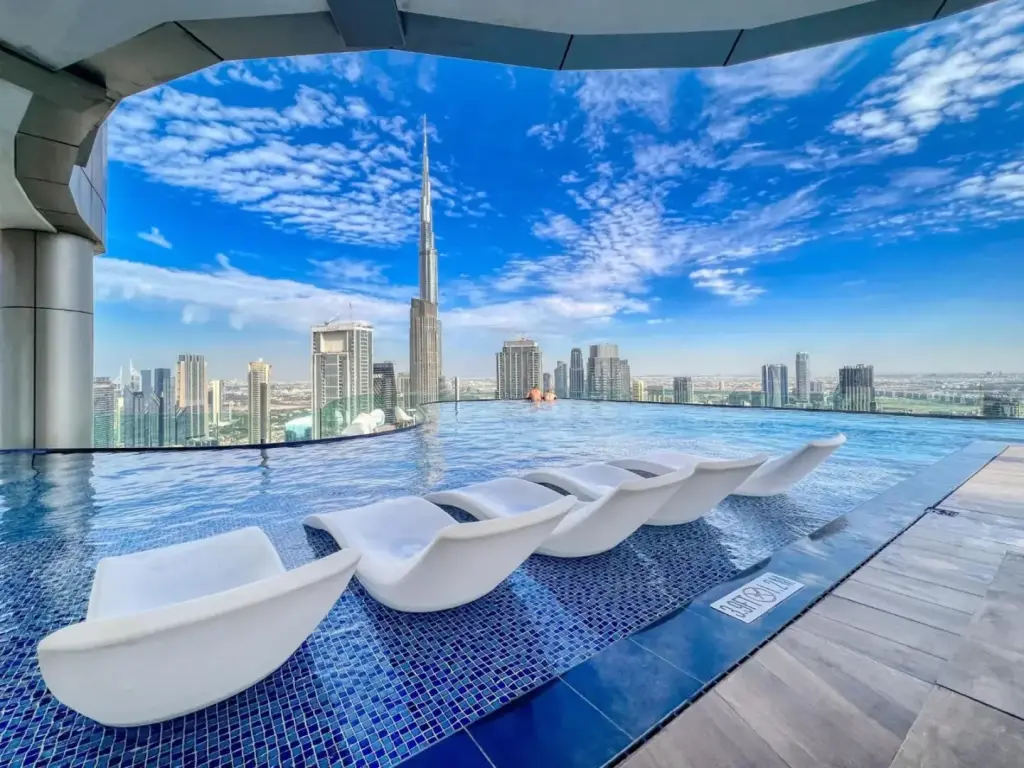 Highest Infinity Pool in Downtown Dubai