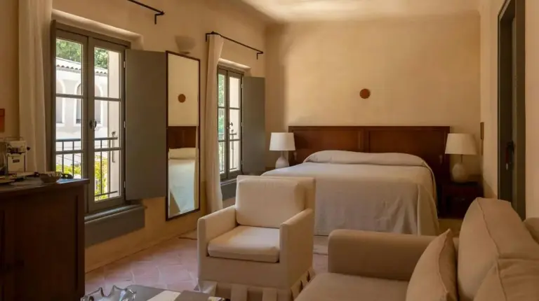 a Luxury Collection Hotel