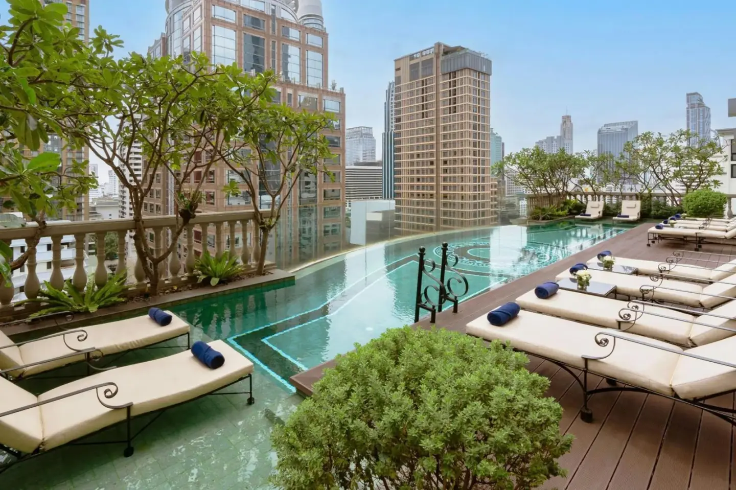 Rooftop pool at Hotel Muse Bangkok, Autograph Collection