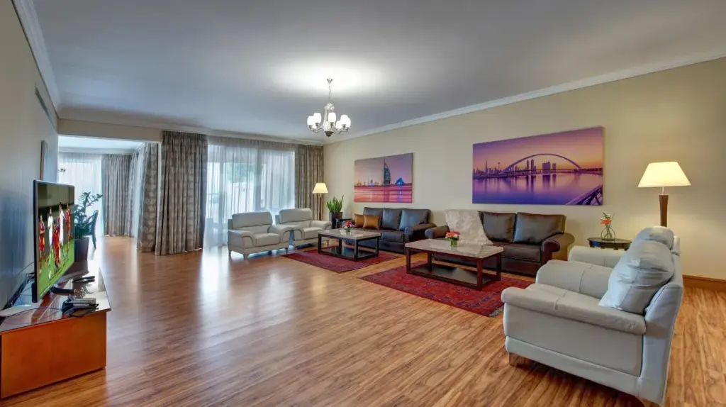 J5 Villas Holiday Homes Barsha Gardens