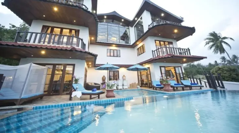 Royal Majestic Grand Thai Villa
