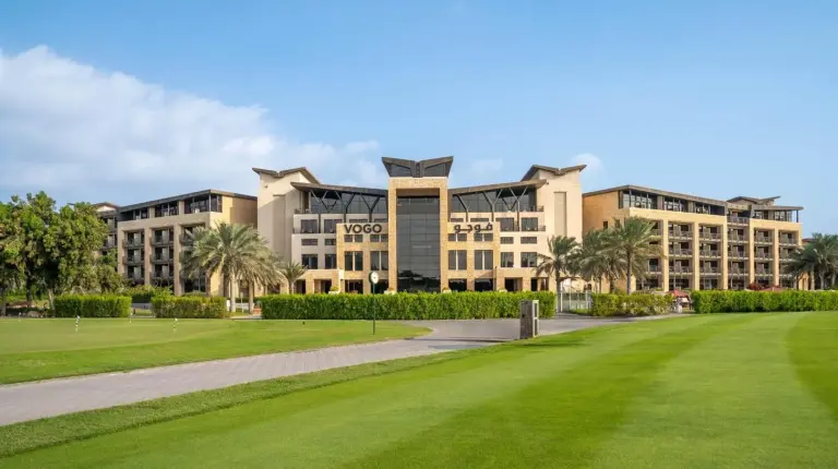 a view of the resort from the golf course at VOGO Abu Dhabi Golf Resort & Spa in Abu Dhabi